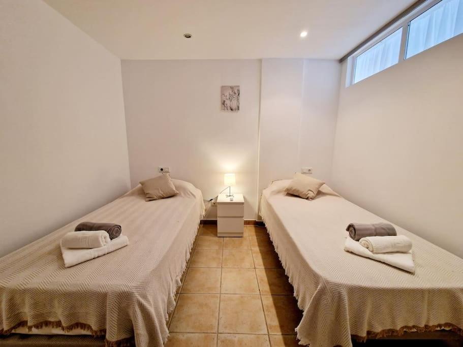 Butibamba Beach Apartment ลากาลาเดมิฮาส ภายนอก รูปภาพ