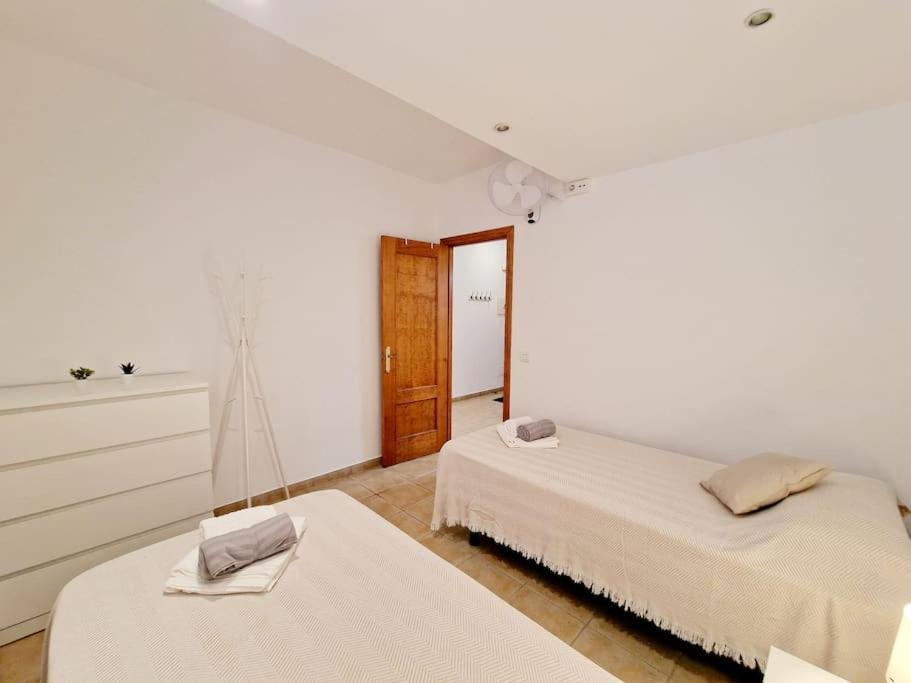 Butibamba Beach Apartment ลากาลาเดมิฮาส ภายนอก รูปภาพ